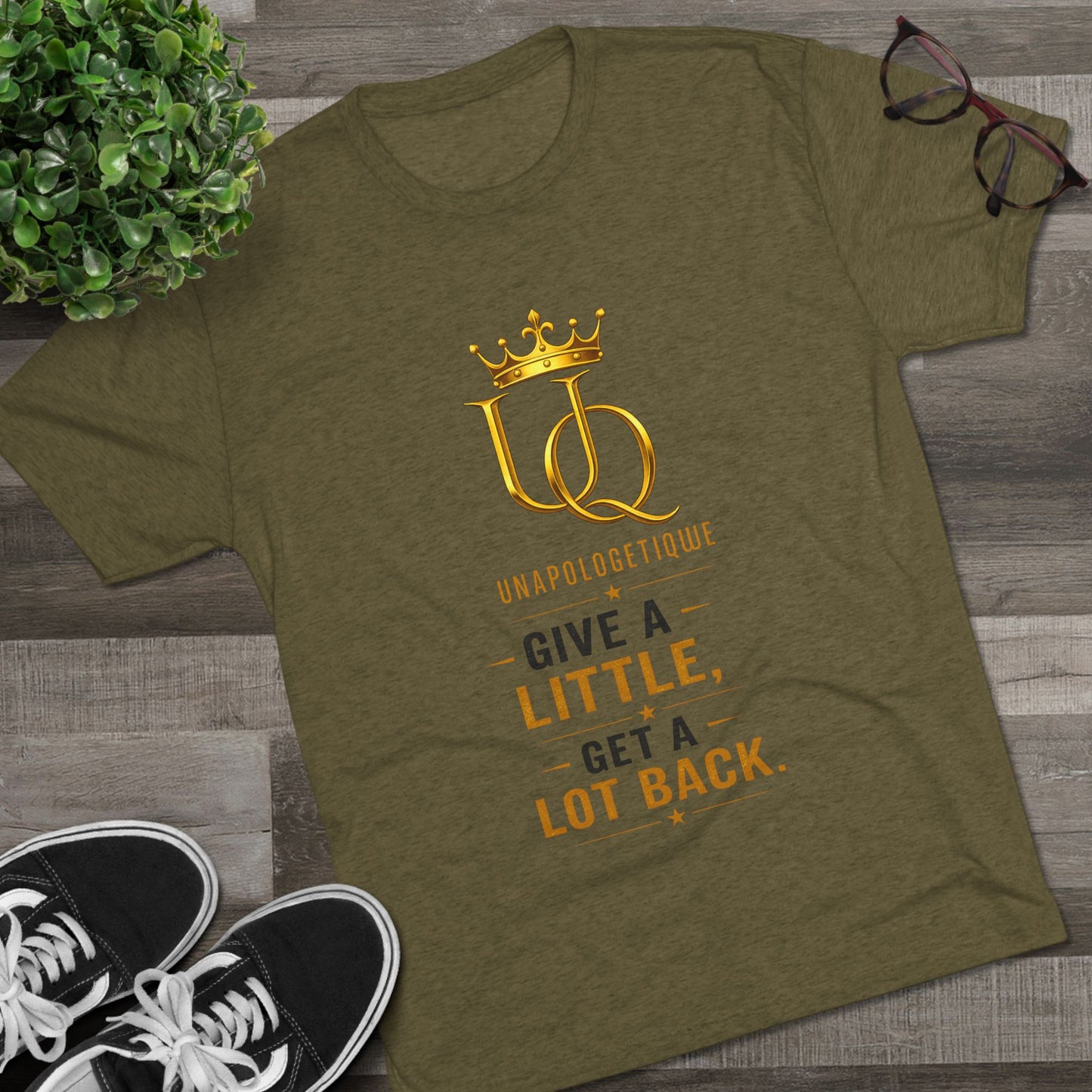Unapologetique 'Give a Little, Get a Lot Back' Crew Tee